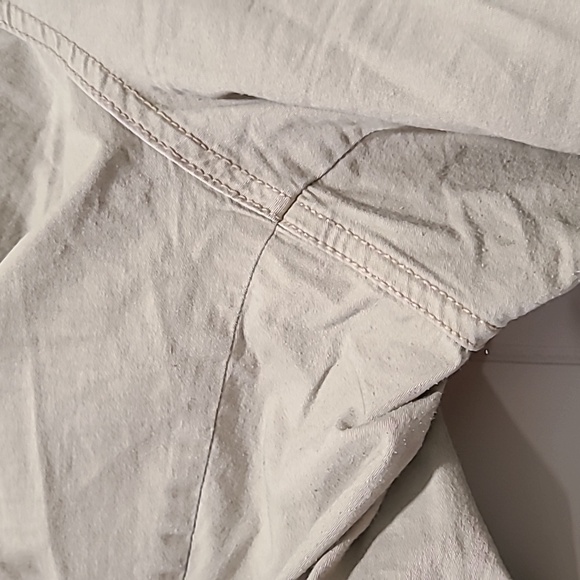 Khaki Shorts - Picture 5 of 8